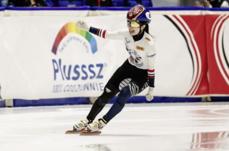 <b>김길리 2관왕</b>·최민정 1500m 금은 휩쓸며 월드투어 3차 대회... 