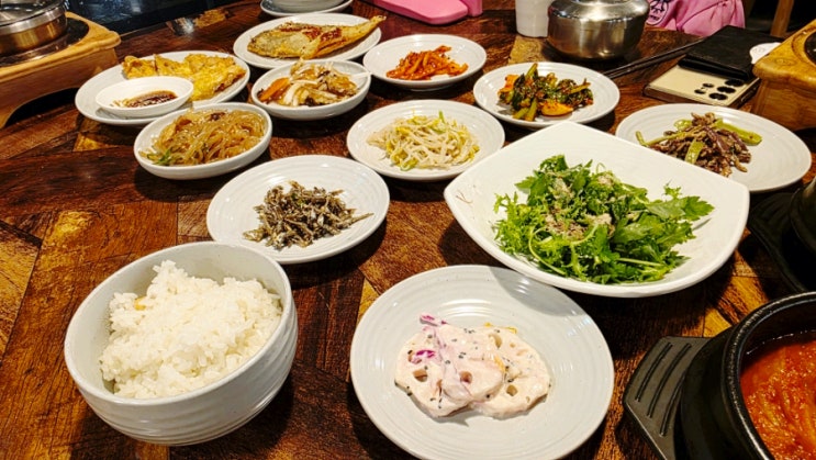  용인한정식 동천동맛집 동천가 맛있는 한상차림 연말 모임 장소로 딱