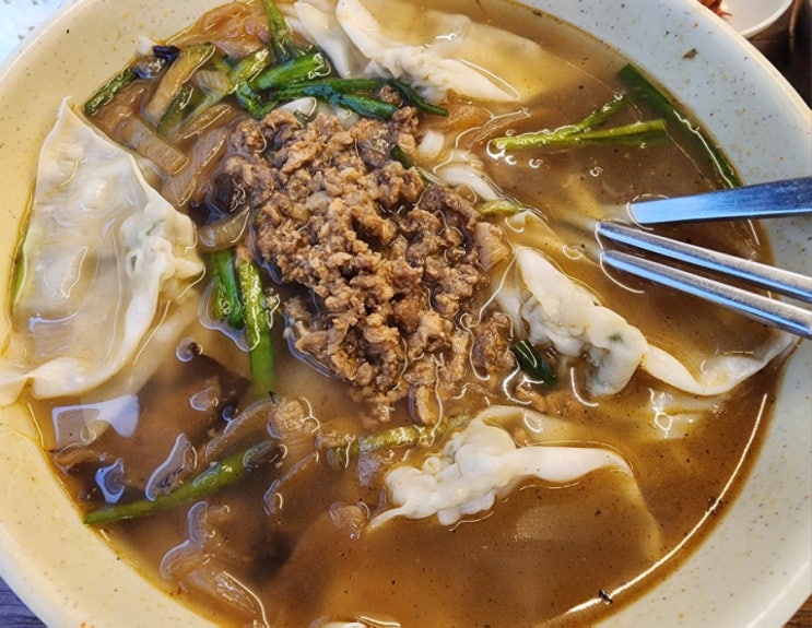  명동교자 명동신관명동역점 칼국수 후기｜가격·맛·김치까지 총정리