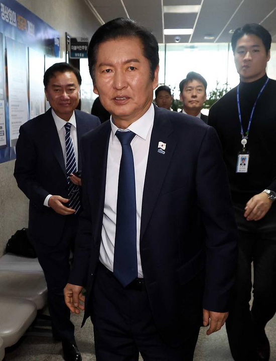 [속보]민주 당무위서 ‘정청래 룰’ 일부 제동…수정안... 