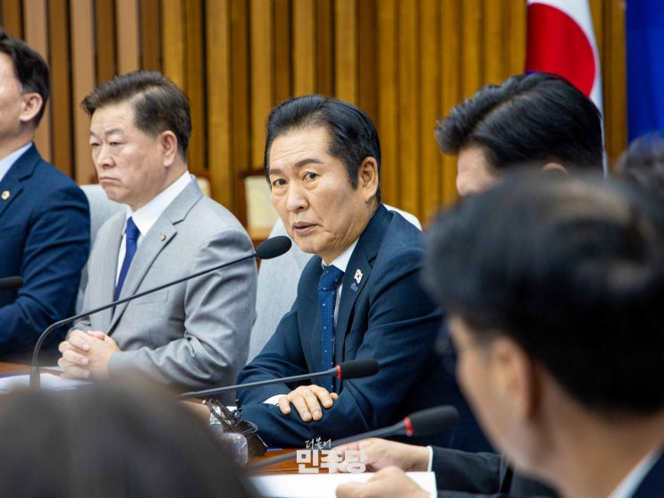 민주당, <b>내란전담 재판부</b> 설치에 국힘 해산 카드까지 꺼내들어
