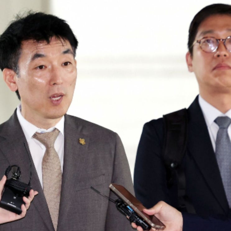 <b>김용현 변호인</b>단의 '<b>법정 모욕</b>' 고발 사건 심층 분석