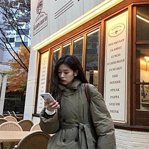 정소민이 착용한 구스다운 여자 롱 패딩 트렌치 코트, 겨울 실루엣 맛집이네! 온앤온