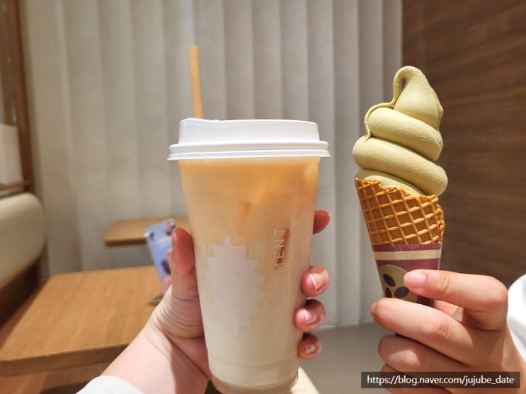  홍콩 하버시티 카페 추천 아이스크림과 밀크티가 맛있는 Tea Moment 티모먼트 카페