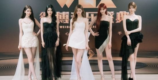 <b>뉴비트 신인상 수상</b>으로 차세대 스타로 발돋움