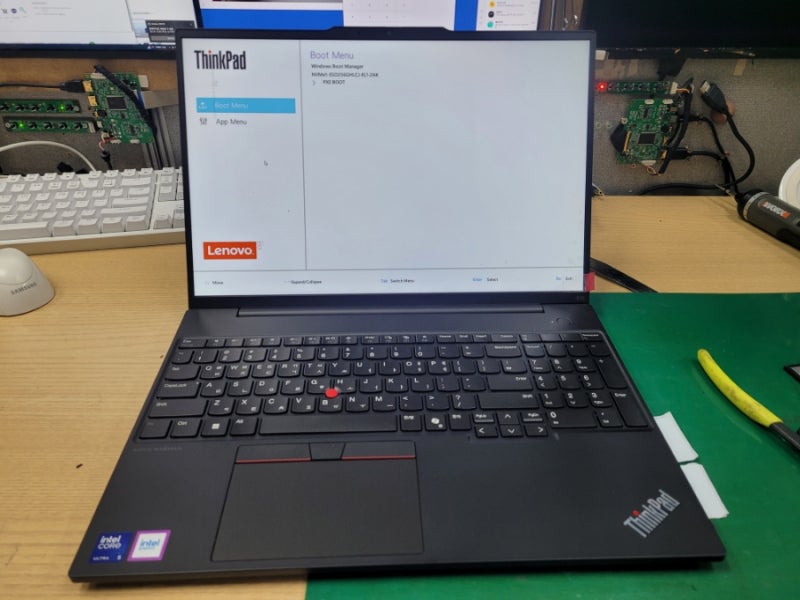 레노버 씽크패드 E16 젠2 ThinkPad E16 Gen2 N160JCA-EEL 기판접힘 30핀 LP160WU1-SPB1 D1 엘지가 조금 큼 하....