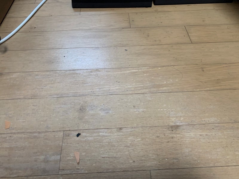 강마루보수 물먹어 변색된 구로 아파트 바닥 복원 시공