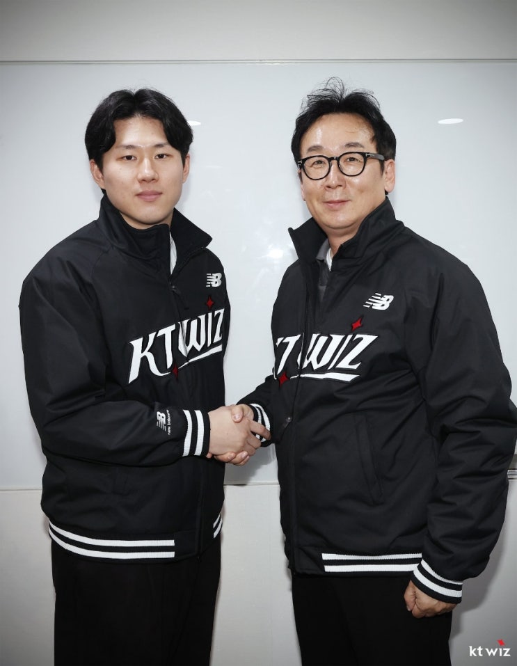 <b>KT</b>, <b>최원준</b> 까지 영입 4년 최대 48억 원