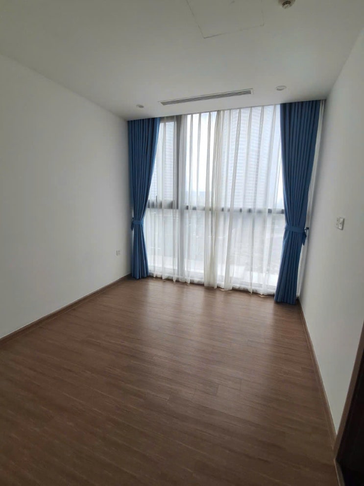  하노이 스카이레이크 S2 방3개 노옵션 $1250 VINHOMES SKYLAKE 좋은 아파트 임대 알려드립니다