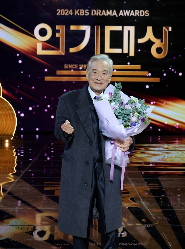  최고의 배우이셨던 이순재선생님 별세