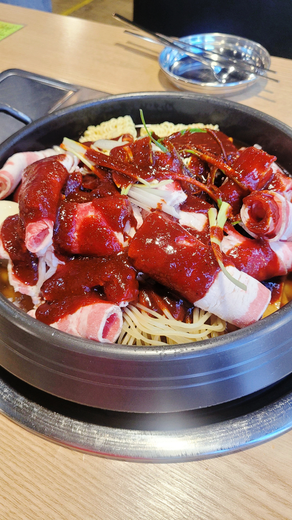  [송도] 시원한 콩나물 즉석떡볶이 - "빨간냄비 즉석떡볶이" / 예쁜 디저트가 있는 "르레시" (내돈내산)