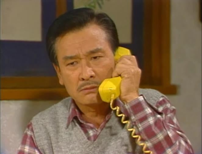 회상과 추모 분위기 이미지