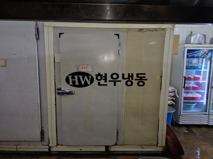  울산저온창고수리 직냉나관식냉동창고 차단기 떨어짐으로 응축기팬모터 교체수리