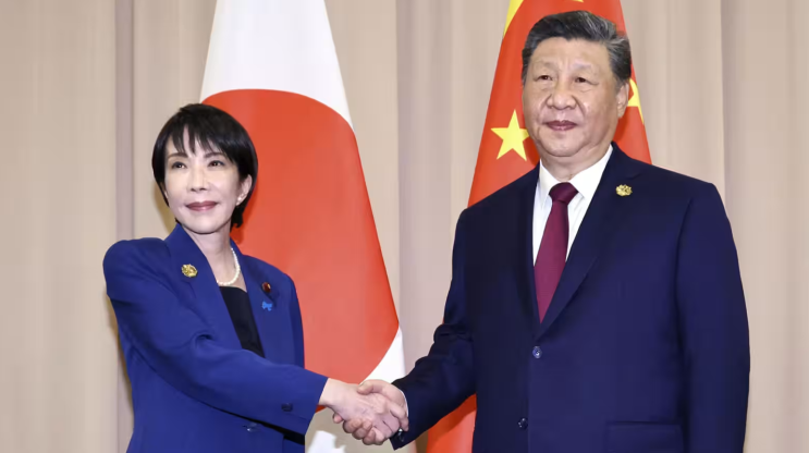 일본 중국의 <b>갈등</b>은 장기화 될 듯, 시진핑은 <b>트럼프</b>와 통화