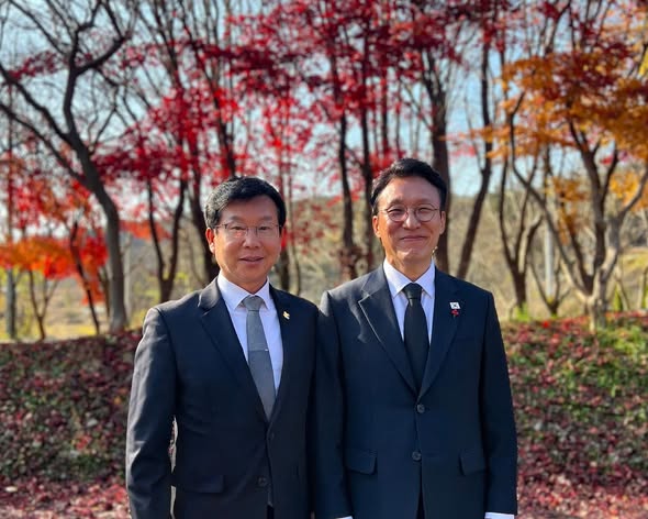 광주 구청장들이 <b>김민석</b> 국무<b>총리</b>님과 뜻깊은 <b>대화</b>를... 