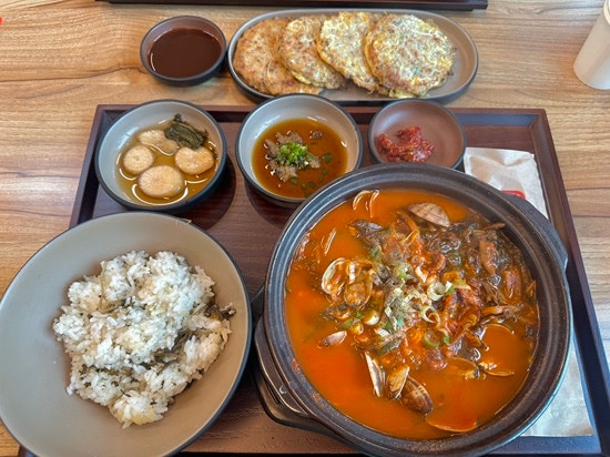  추울때 더 생각나는 태안 바지락해장국 후기