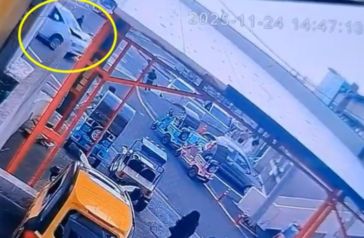  급발진? CCTV가 말하는 우도 사고의 소름 돋는 진실 (브레이크등이 절대 안 켜진 이유)