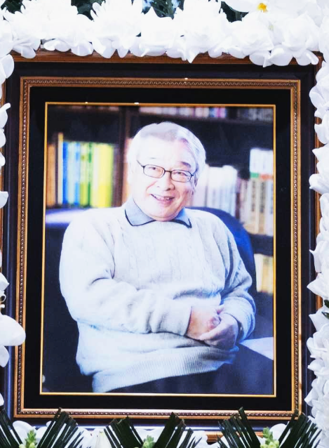 <b>이순재 빈소</b> 발인 조문 행렬 끊이지 않아 KBS 일반인 분향소... 
