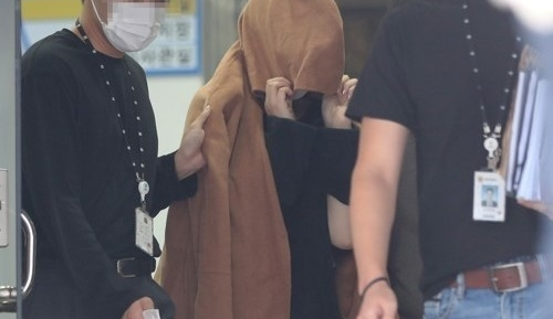 <b>뉴질랜드</b>, 한국인 여성 <b>종신형</b> 선고…충격적인 <b>남매</b> 시신 사건