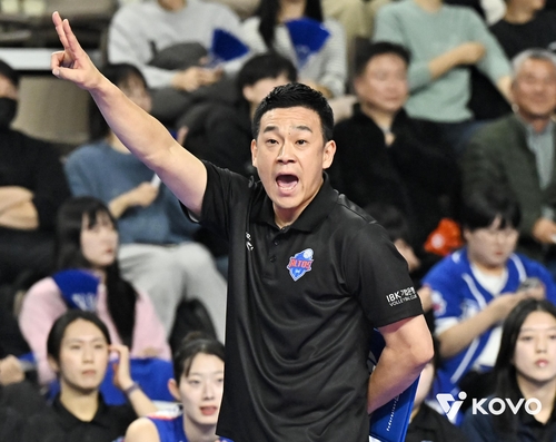  여오현 감독대행 첫 승&기업은행 7연패 탈출! 승리의 비결은 살아난 공격력