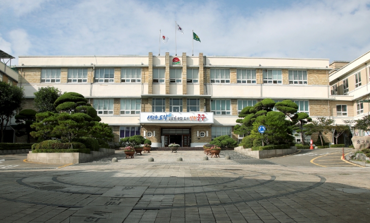“영종지역 주민 제3연륙교 통행료 감면, 온라인으로 간편하게 신청해요!”