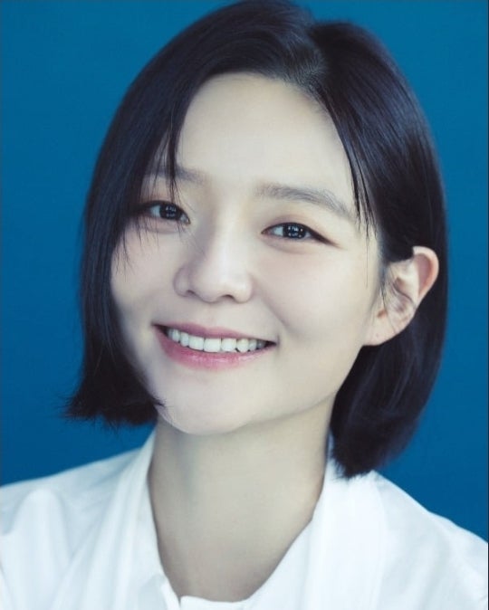   42세 유연석, 드디어 온 ‘벅찬 소식’…이솜과 함께하는 새 법정 판타지!