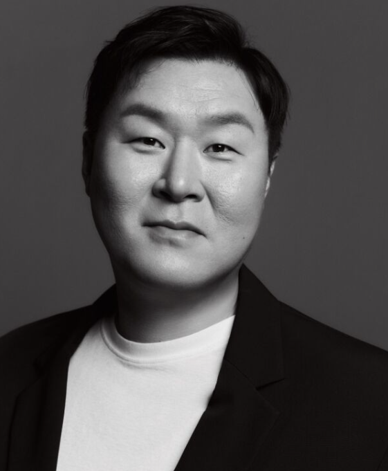   ‘중증’→‘좀비딸’ 흥행 잇는 윤경호, 이번엔 ‘김부장’에서 딸바보 아빠라고?!
