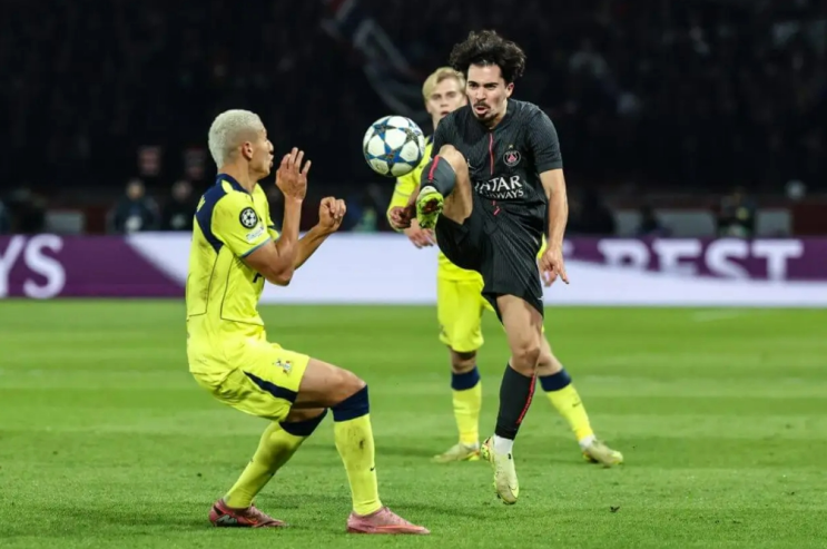  토트넘, PSG에 3-5 UCL 역전패. 비티냐 해트트릭.