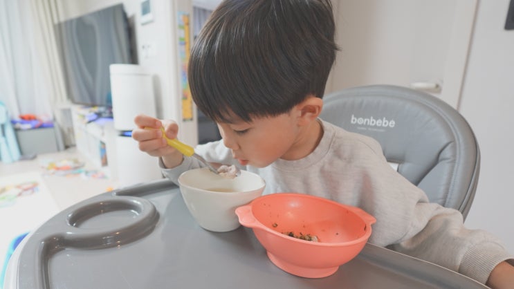  [더밥상플랜 돼지 맑은 곰탕] 냉동실 공간 해방! 고기 65% 꽉 채운 만능 돼지 맑은 곰탕