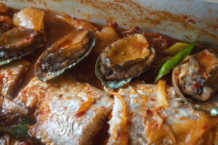  협재 바다를 바라보며 즐긴 제주 갈치 맛집 제주도 해녀세자매 협재본점
