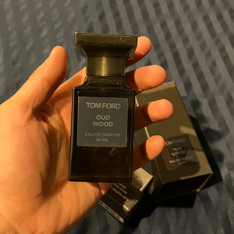 톰포드 오드우드 50ml 면세 가격 후기! 지속력,향까지 겨울향수로 딱이에요.