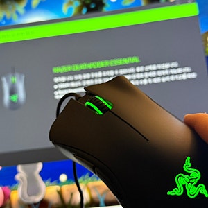 책상위에 지휘자 2만원대 레이저 마우스 데스에더 에센셜(DeathAdder Essential) 솔직 사용 후기