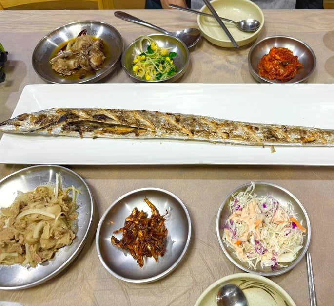 제주공항 근처 갈치조림 맛집 단체모임에 딱! 이금돈지 제주공항본점
