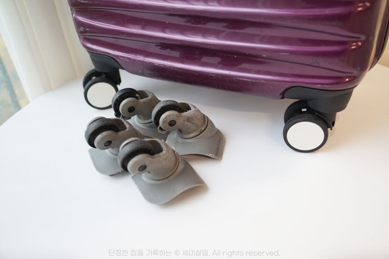아메리칸투어리스트 캐리어 바퀴 교체 꾸밈공간 셀프 수리로 10분컷!