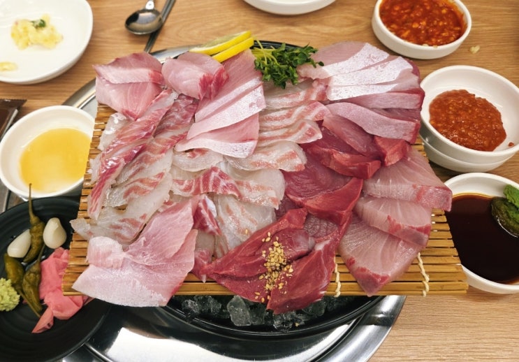  [상남 속초 오징어어시장]겨울엔 역시 대방어! 배꼽살까지 나오는 찐맛집