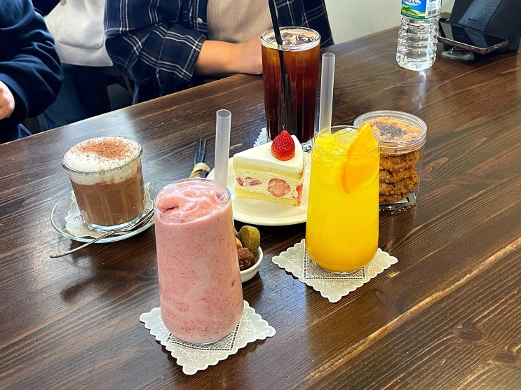 [홍대 분좋카] 나만 알고 싶은 홍대 케이크 맛집 카페 장쌤