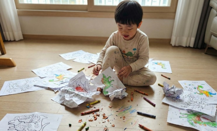  공룡 색칠공부 집콕 색칠놀이 종이 대신 써보니 달라졌어요