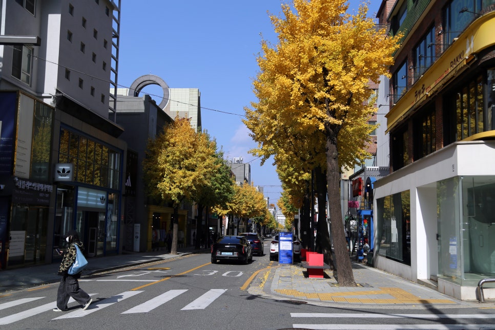 칙피스 가로수길점 사진 4