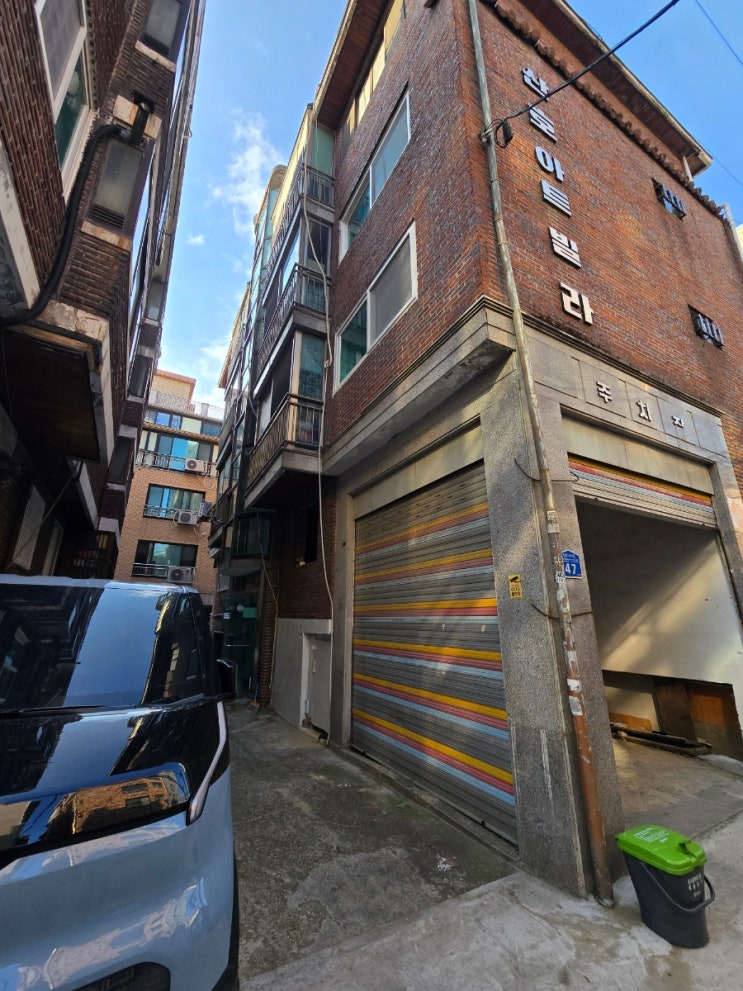  서울시 송파구 삼전동(삼학사로) 구옥빌라  세대 급수관 설비 작업 입니다.