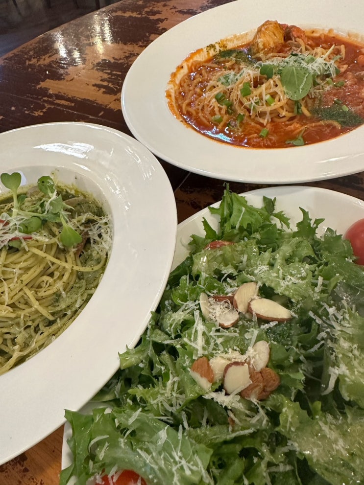  역삼 센터필드 맛집 이태리키친 후기 ( 토마토 해장 파스타, 바질 크림 파스타 )