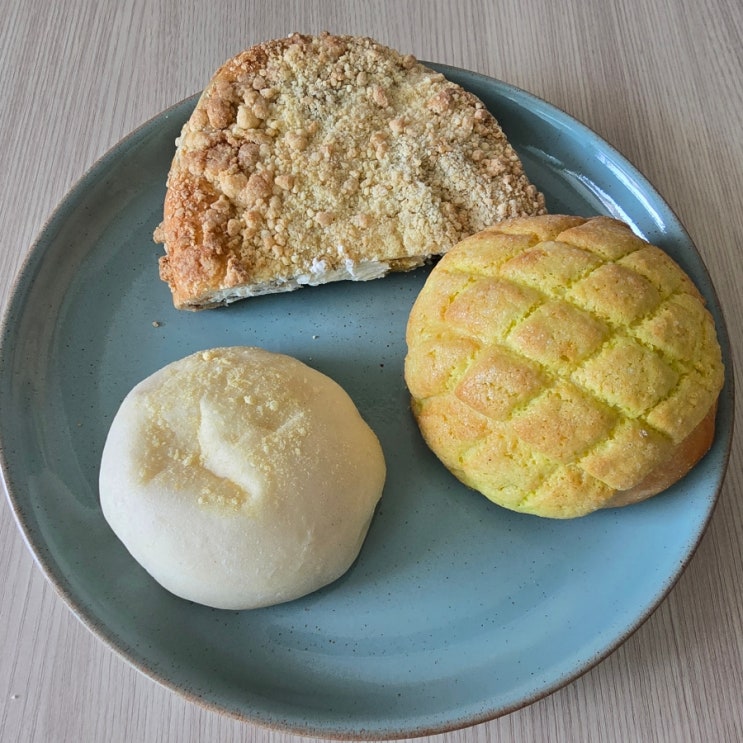  경주 추천빵집 『 랑콩뜨레 용황점 』 팥모스, 메론빵, 소보로, 모찌모찌 솔직후기