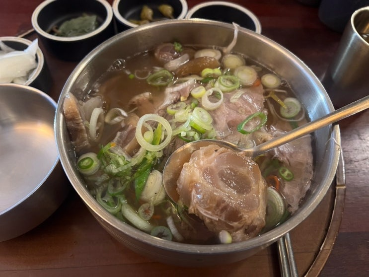  선유도에서 점심 먹을 때 뜨끈한 국밥, 온면. 온수반 추천 !