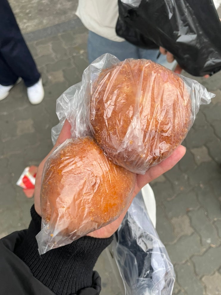 망원시장 먹거리 내돈내산 원당수제고로케 수제로 만드는 망원동베이커리 포근한 감자고로케 달콤한 신메뉴 고구마콘치즈고로케 바작바작한 꽈배기 망원동고로케