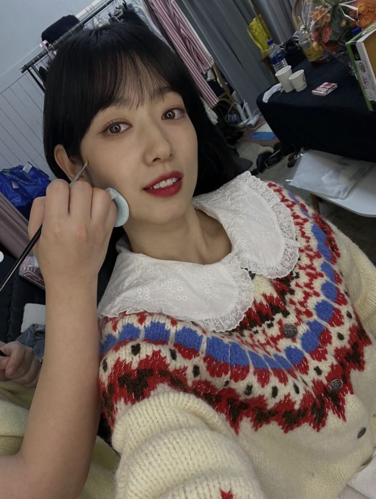  [셀럽 패션] 박신혜 인스타 패션 탐정! 그린버터 가디건 완전 예쁨