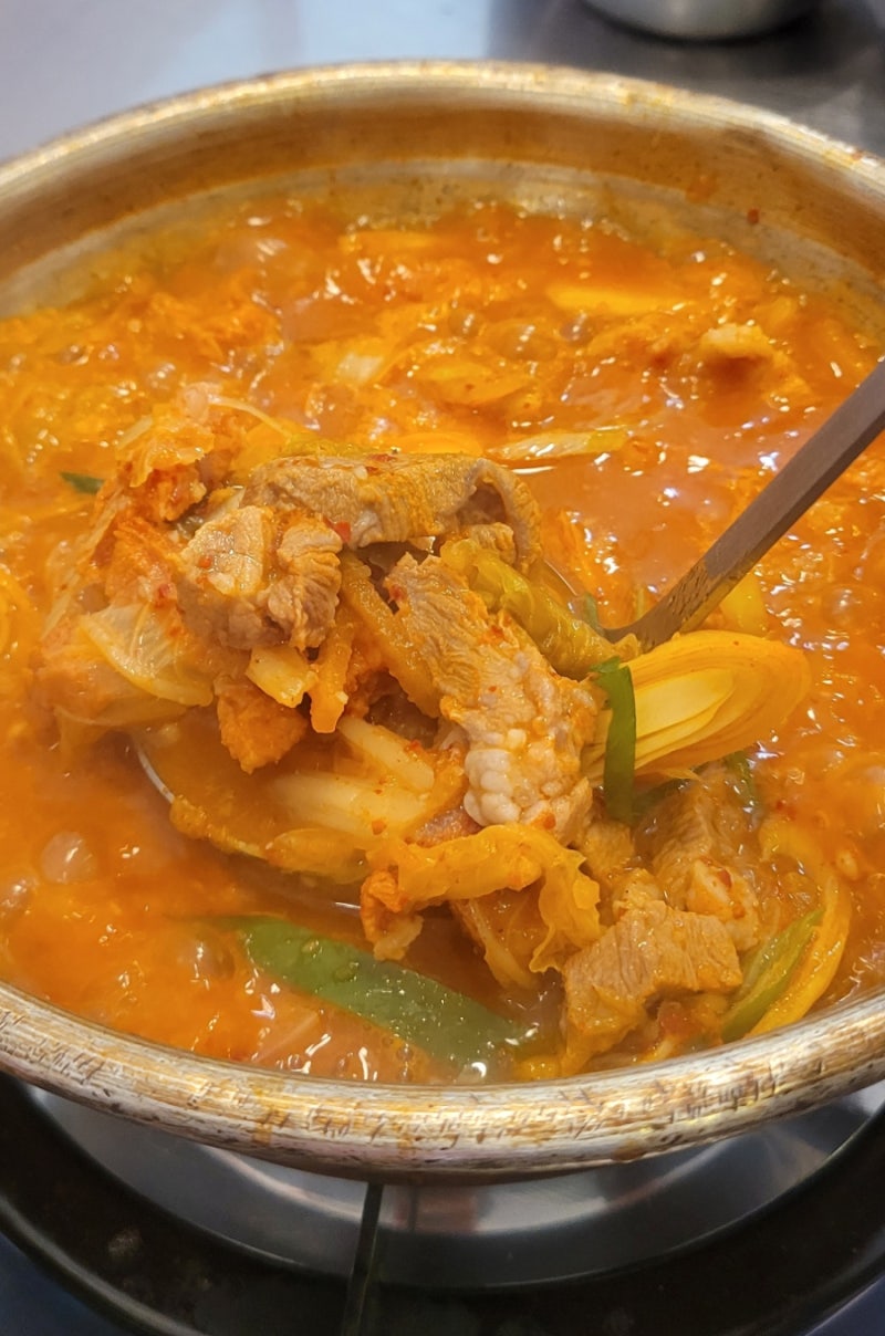 경산 김치찌개 잘 하는집 세명병원근처식당 팔공김치찌개