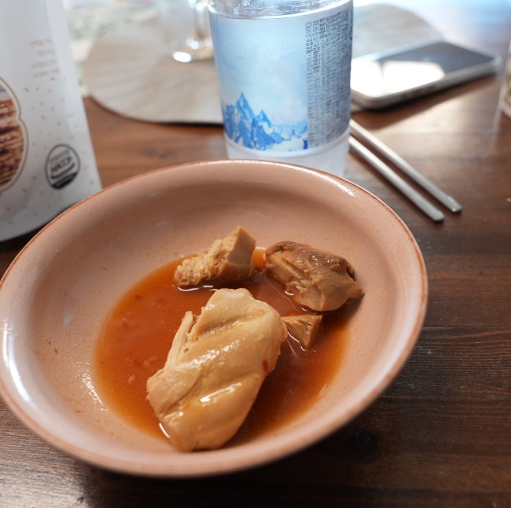  헬뷰 뚝닭 실온 닭가슴살 칠리맛 | 냉장고 파먹기 지친 아빠의 식단관리 꿀템