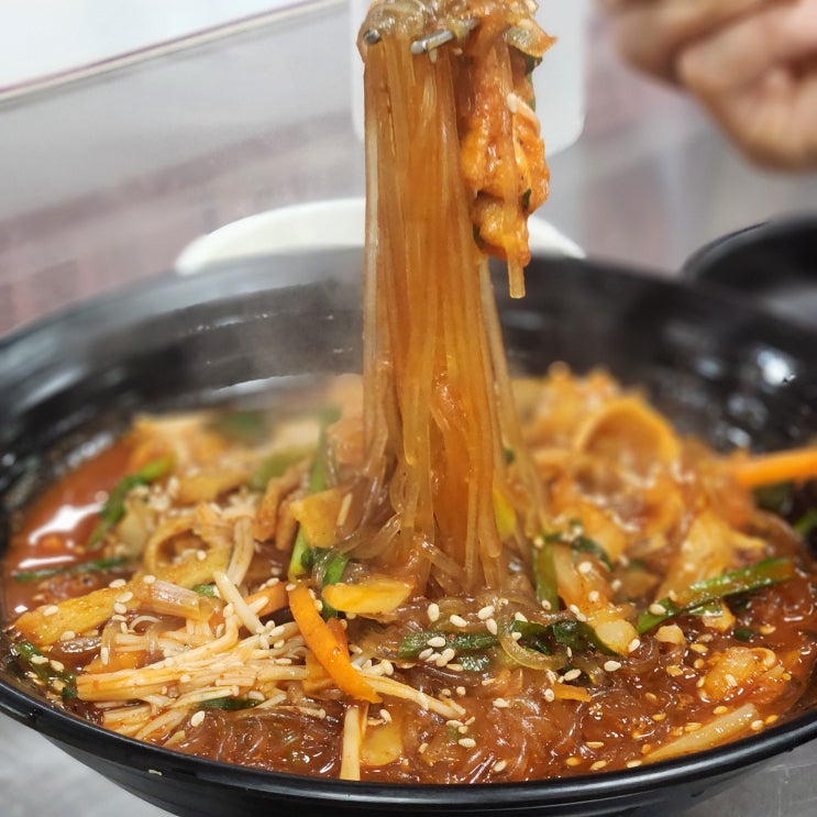  [군산/매운 잡채] 소문난 분식, 매운맛 후기