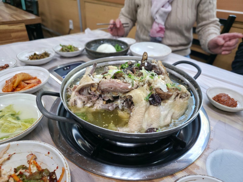 서암정사 다녀와서 들른 함양 맛집 칠선산장 백숙 체험기