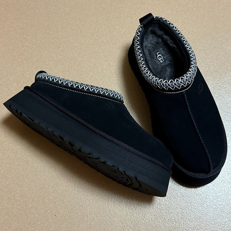  UGG 어그 <TazzⅡ 타즈2> 블랙 솔직후기 + 사이즈, 착용샷