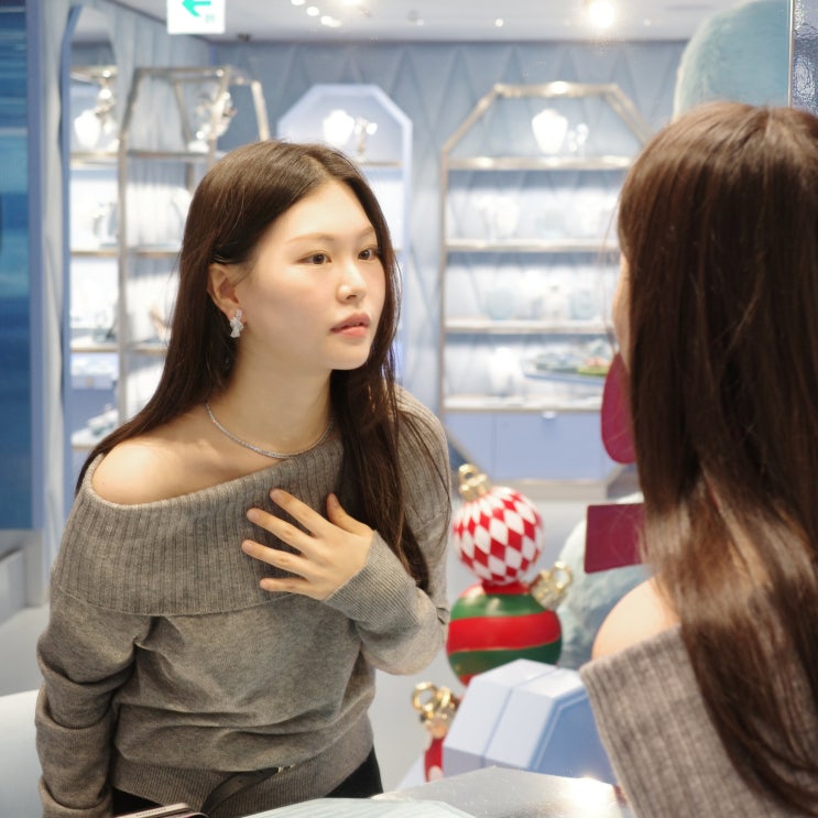  【스와로브스키 도산파크 플래그십】 홀리데이 무드 가득한 크리스마스 데이트 코스 추천